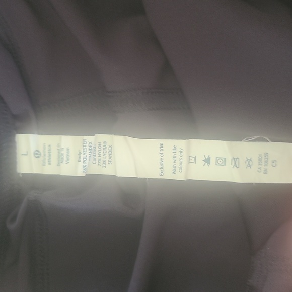 Lululemon Shorts in Size large. Black with squares on each side. - Picture 6 of 7